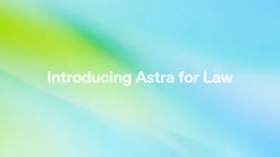 题图：OpenAI 的公告题图，绿到蓝的柔光渐变底色上居中写着 Introducing Astra for Law