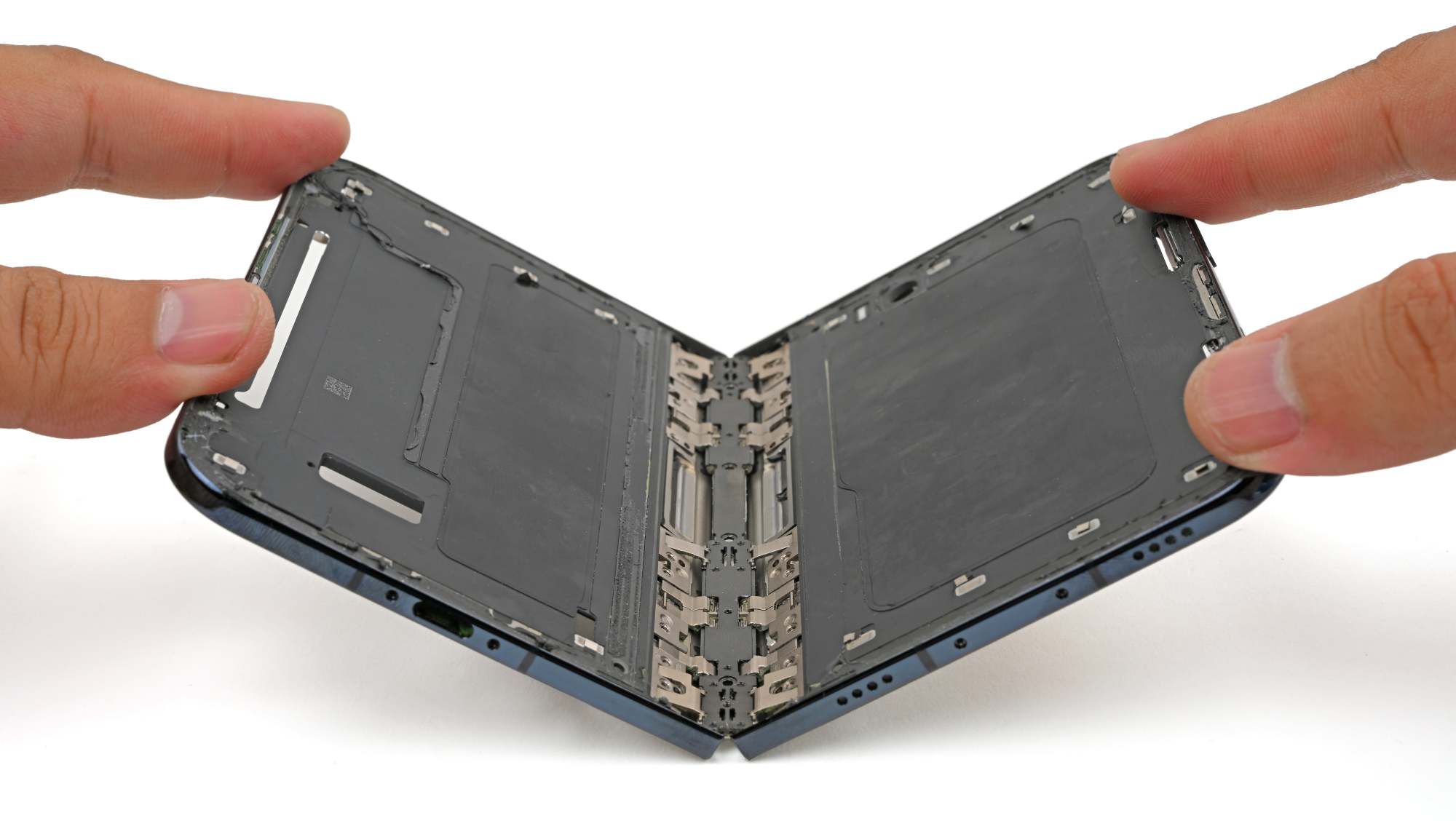 清理干净的 iPhone Duo 外壳